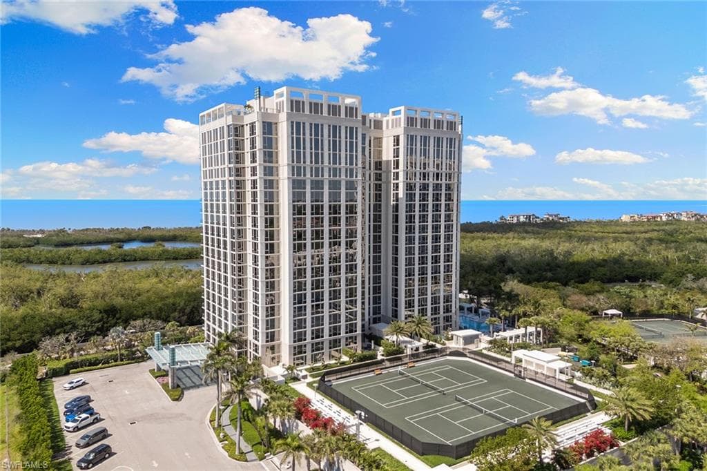 6897 Grenadier Blvd 1202, Naples, FL 34108-9