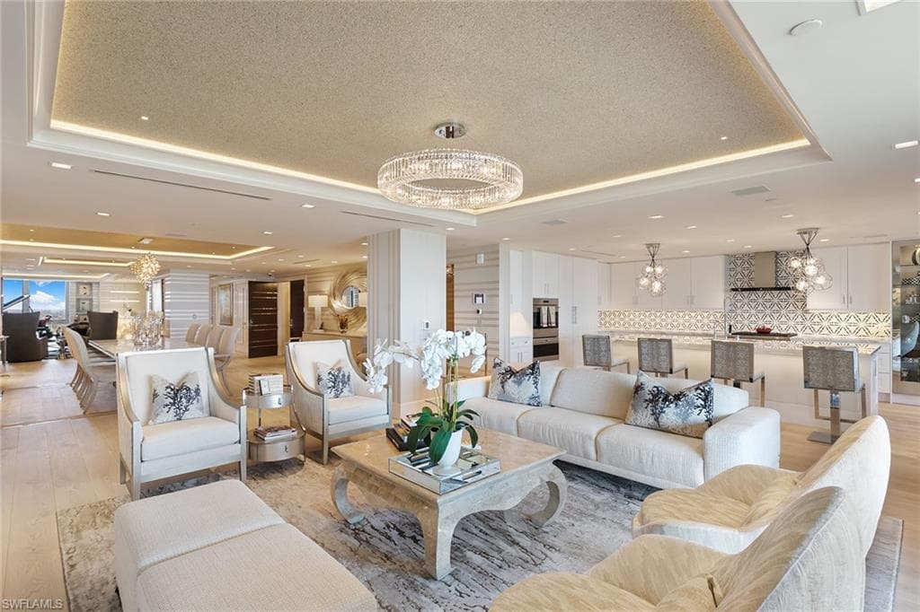 6897 Grenadier Blvd 1202, Naples, FL 34108-18