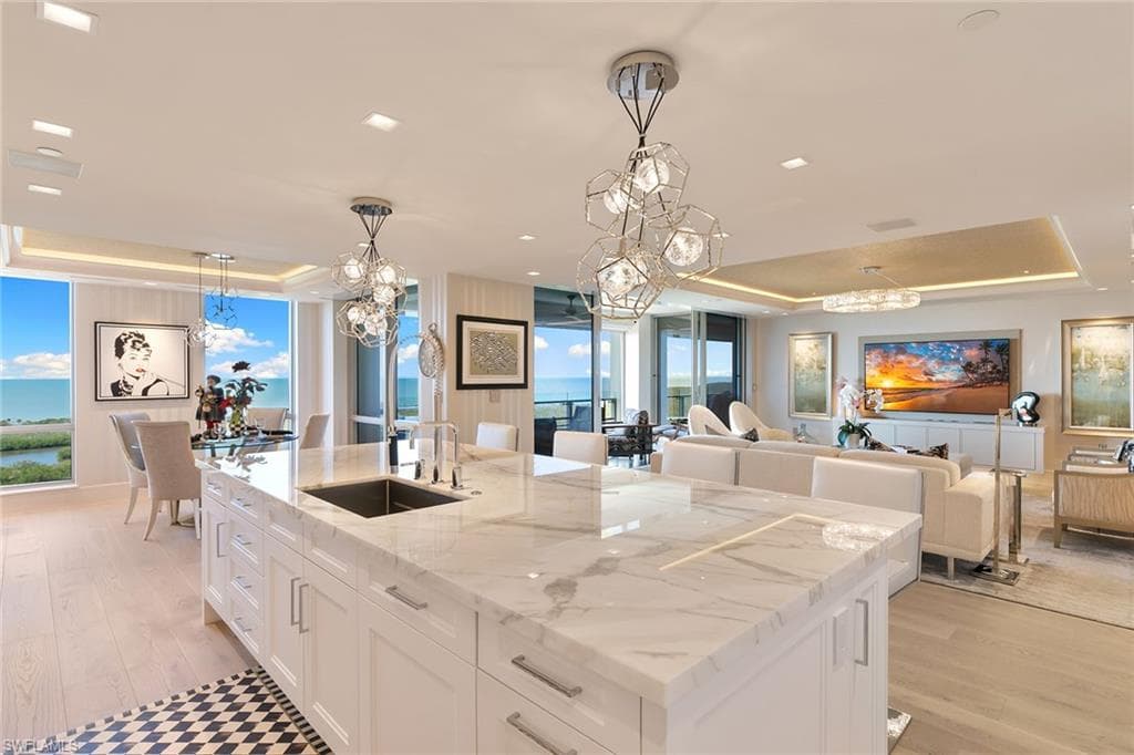 6897 Grenadier Blvd 1202, Naples, FL 34108-20