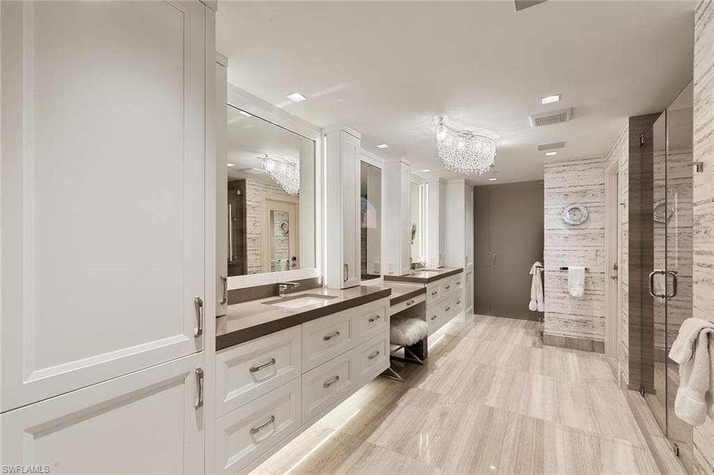 6897 Grenadier Blvd 1202, Naples, FL 34108-29