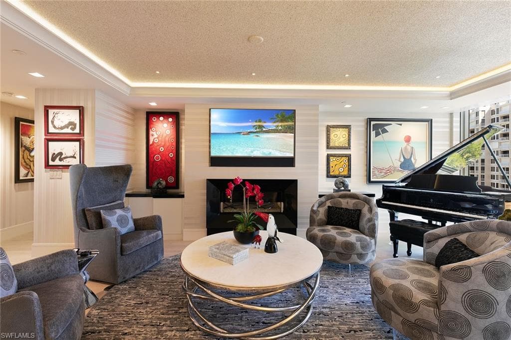 6897 Grenadier Blvd 1202, Naples, FL 34108-31