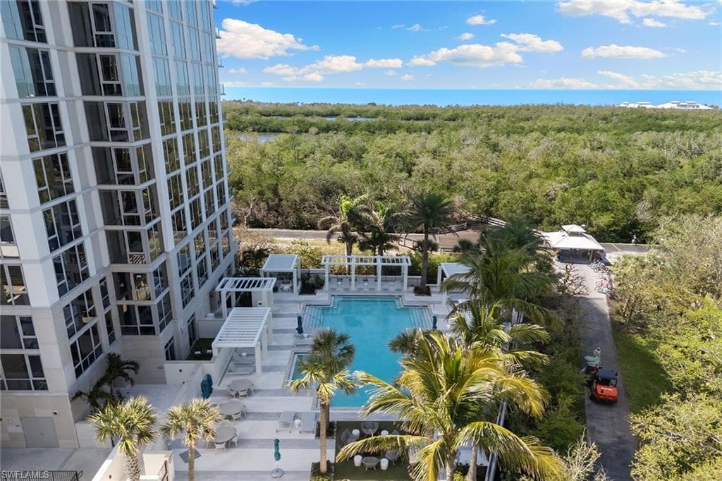 6897 Grenadier Blvd 1202, Naples, FL 34108-48