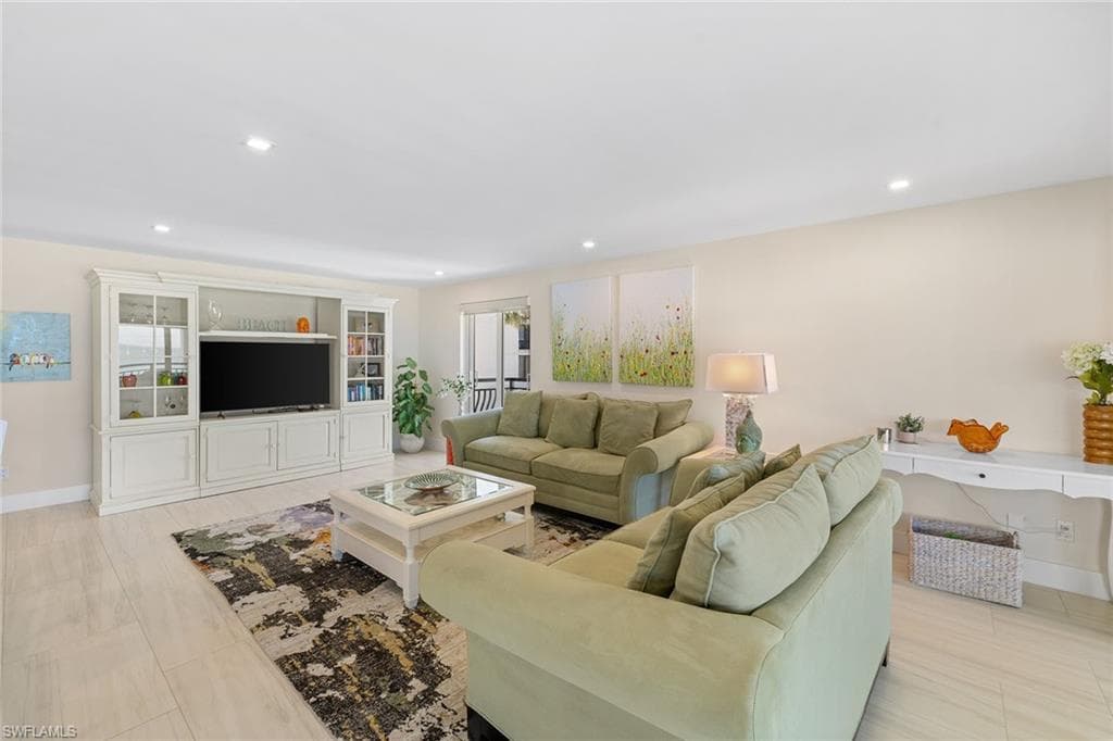 3333 Gulf Shore Blvd N 4, Naples, FL 34103-12