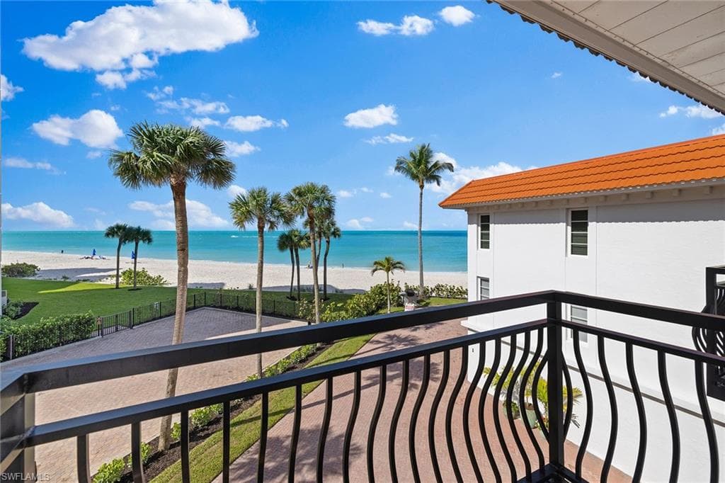 3333 Gulf Shore Blvd N 4, Naples, FL 34103-19