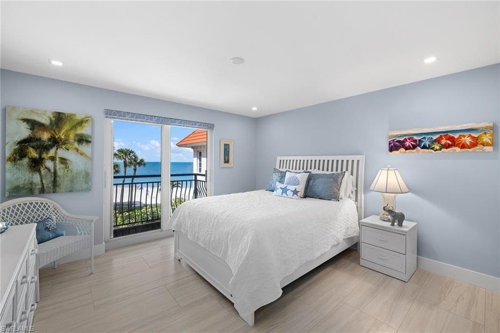 3333 Gulf Shore Blvd N 4, Naples, FL 34103-22
