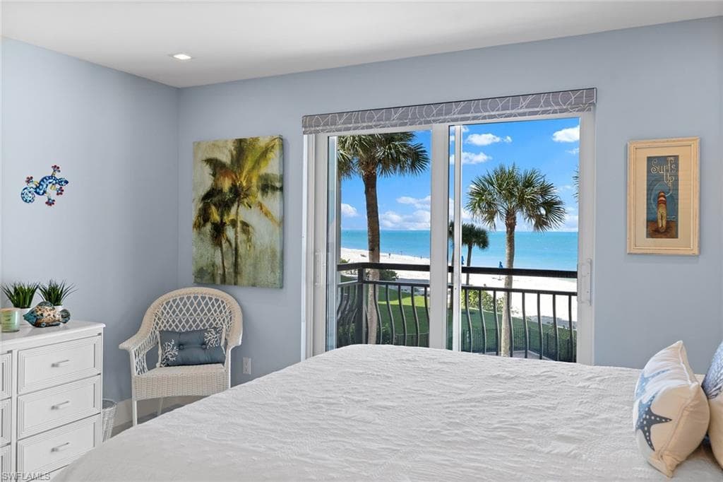 3333 Gulf Shore Blvd N 4, Naples, FL 34103-23