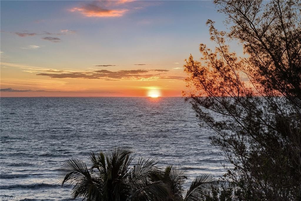 10455 Keewaydin, Naples, FL 34113-37