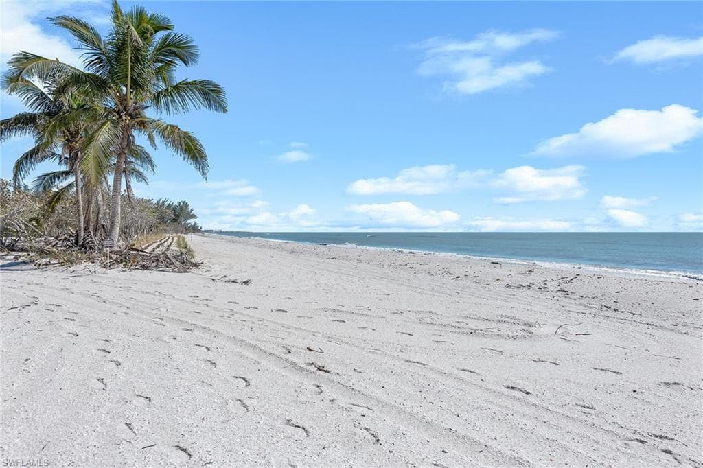 10455 Keewaydin, Naples, FL 34113-38