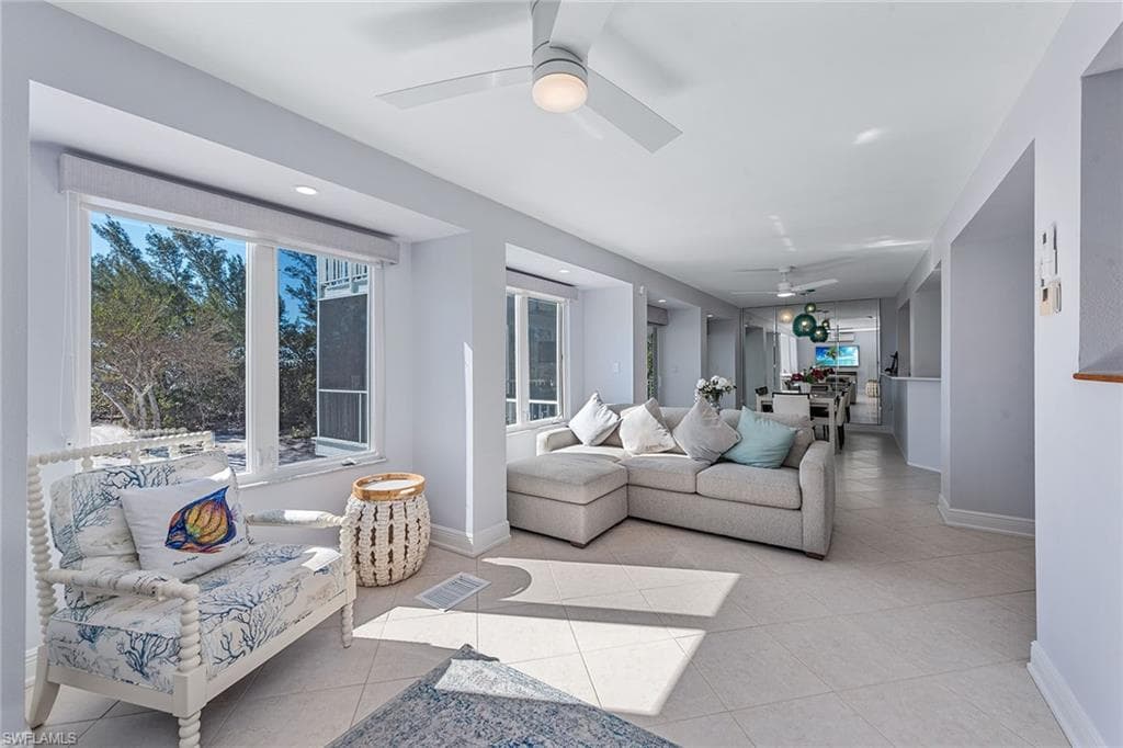 10455 Keewaydin, Naples, FL 34113-5