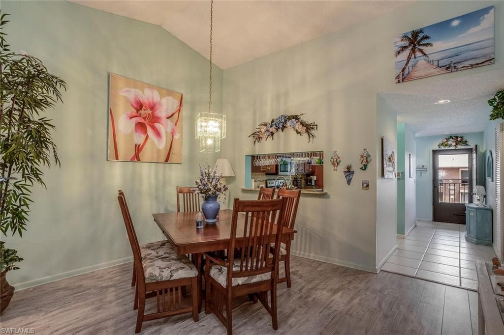 248 Pebble Beach Cir G202, Naples, FL 34113-9