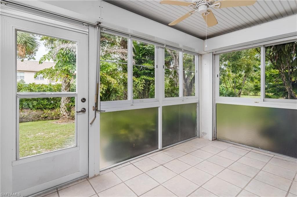 28 Watercolor Way 28, Naples, FL 34113-13
