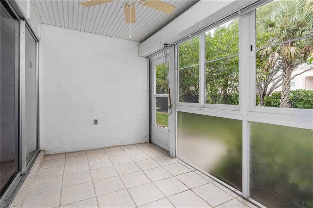 28 Watercolor Way 28, Naples, FL 34113-14