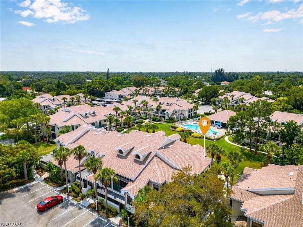 70 Emerald Woods Dr K8, Naples, FL 34108-19