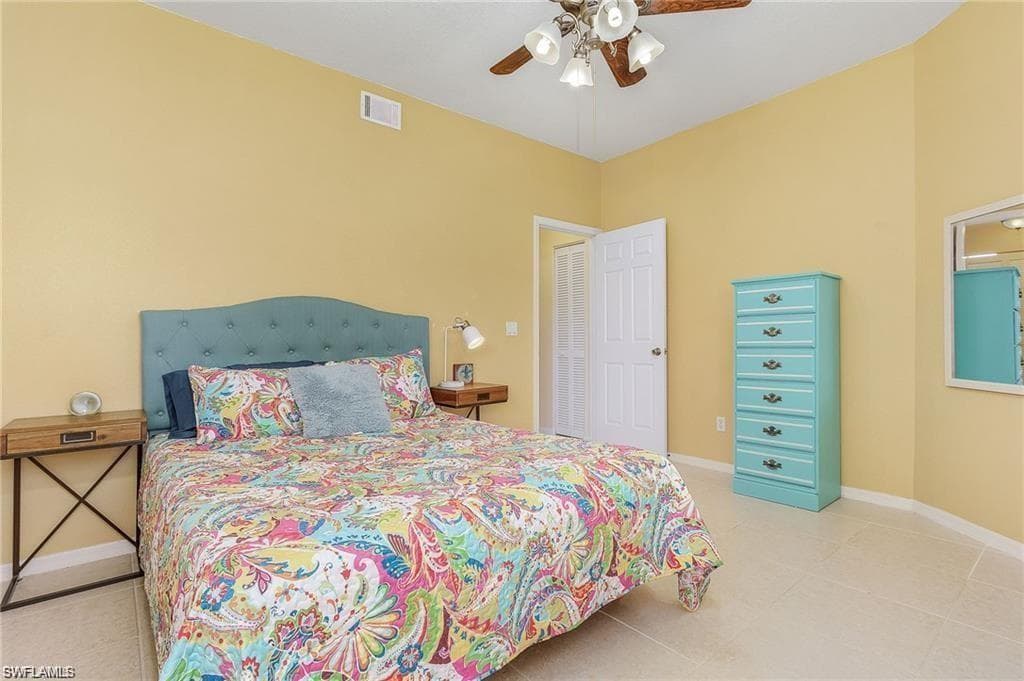70 Emerald Woods Dr K8, Naples, FL 34108-7