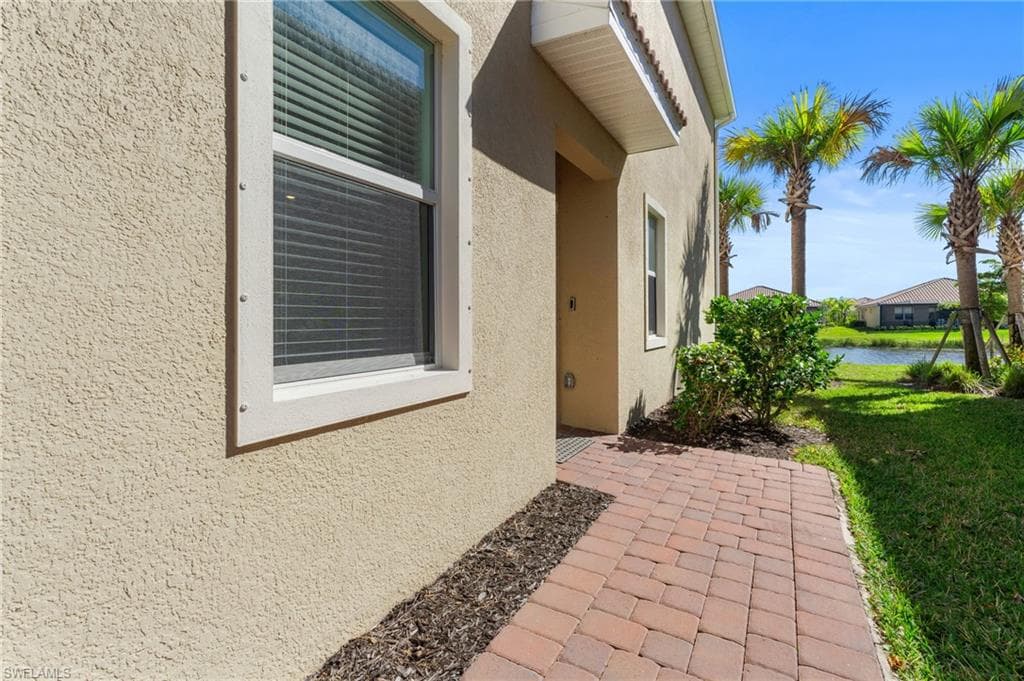 2850 Blossom Way, Naples, FL 34120-29