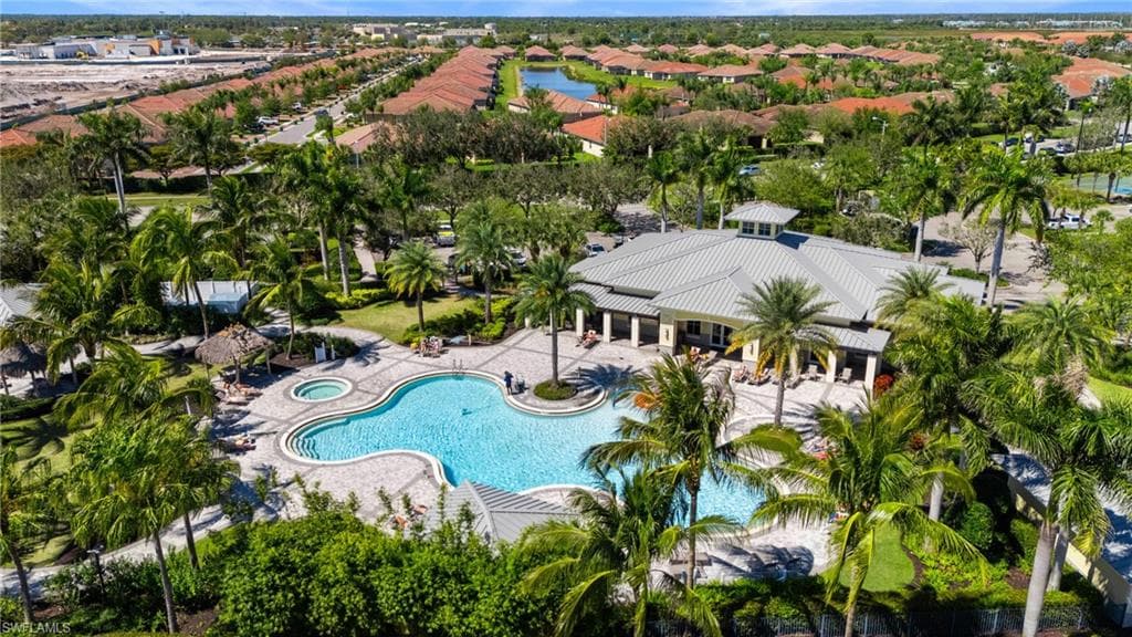 2850 Blossom Way, Naples, FL 34120-40