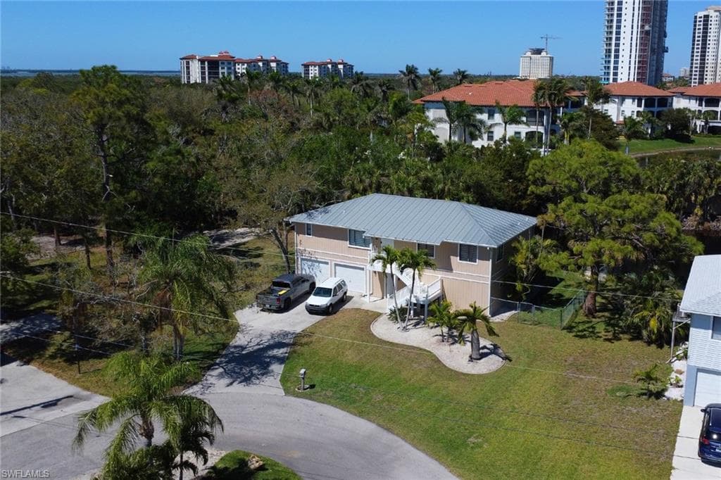 4764 Pembrooke Ln, Bonita Springs, FL 34134-19
