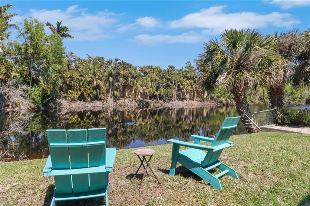 4764 Pembrooke Ln, Bonita Springs, FL 34134-22