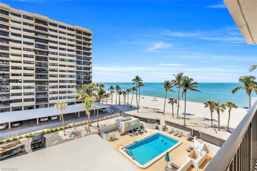4005 Gulf Shore Blvd N 404, Naples, FL 34103-24