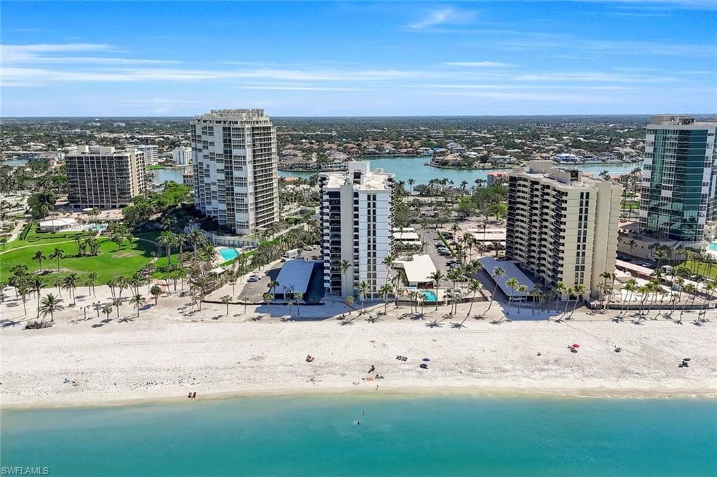 4005 Gulf Shore Blvd N 404, Naples, FL 34103-32