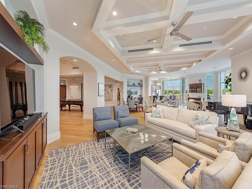 4811 Island Pond Ct 402, Bonita Springs, FL 34134-21