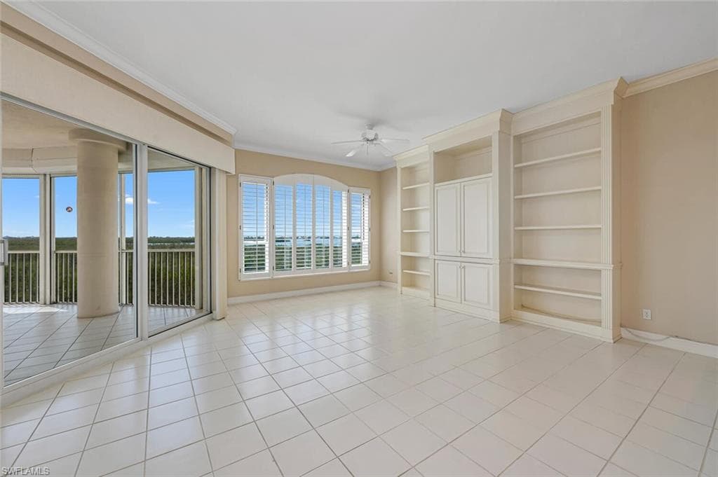 4811 Island Pond Ct 402, Bonita Springs, FL 34134-3