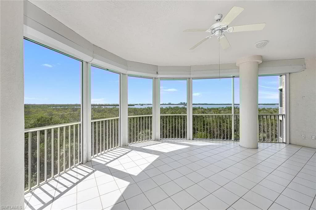 4811 Island Pond Ct 402, Bonita Springs, FL 34134-4