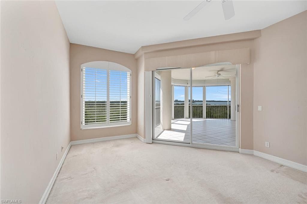 4811 Island Pond Ct 402, Bonita Springs, FL 34134-8