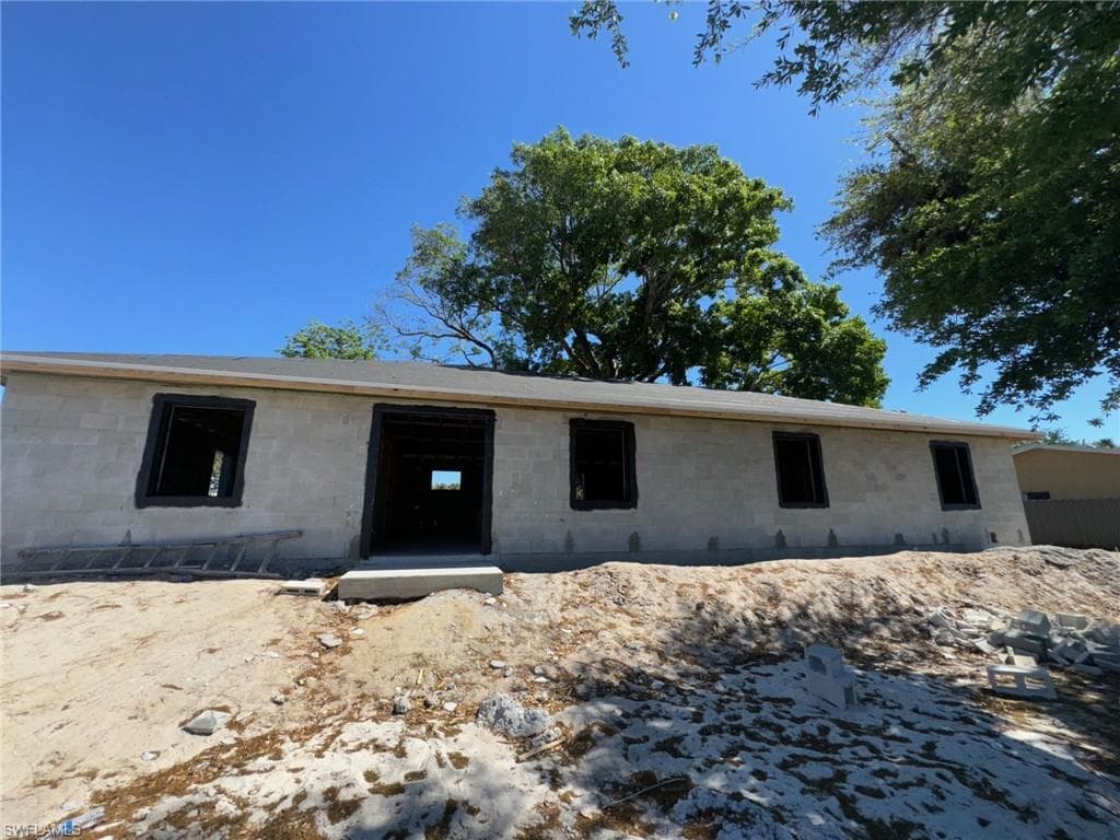4448 18th Ave SW, Naples, FL 34116-4