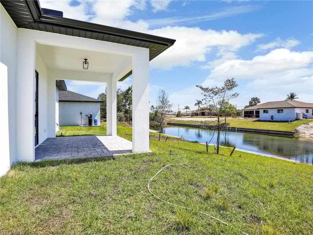 2010 21st St, Cape Coral, FL 33993-41
