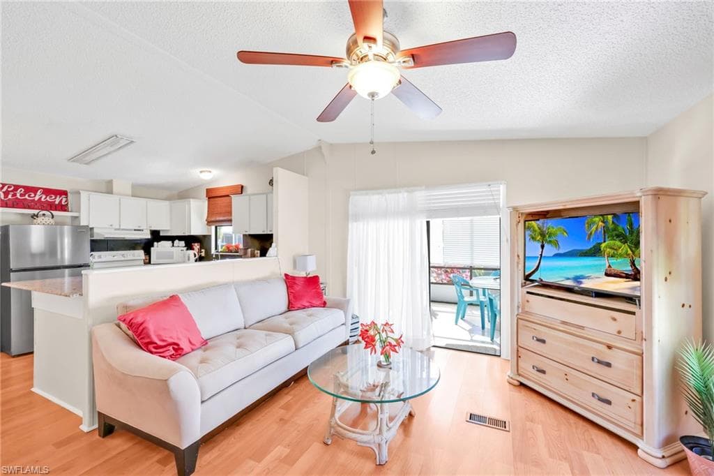 41 Oceans Blvd 41, Naples, FL 34104-11