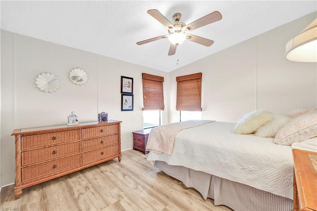41 Oceans Blvd 41, Naples, FL 34104-14
