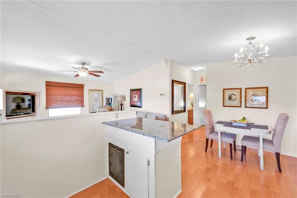 41 Oceans Blvd 41, Naples, FL 34104-6