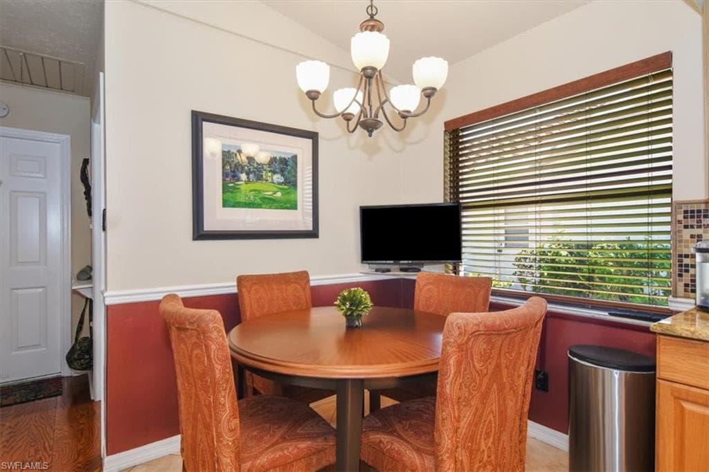 489 Countryside Dr, Naples, FL 34104-4