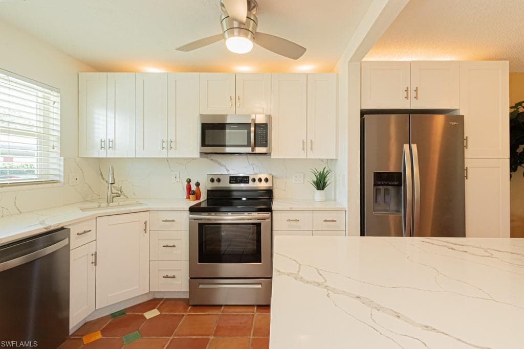 325 Charlemagne Blvd A108, Naples, FL 34112-13