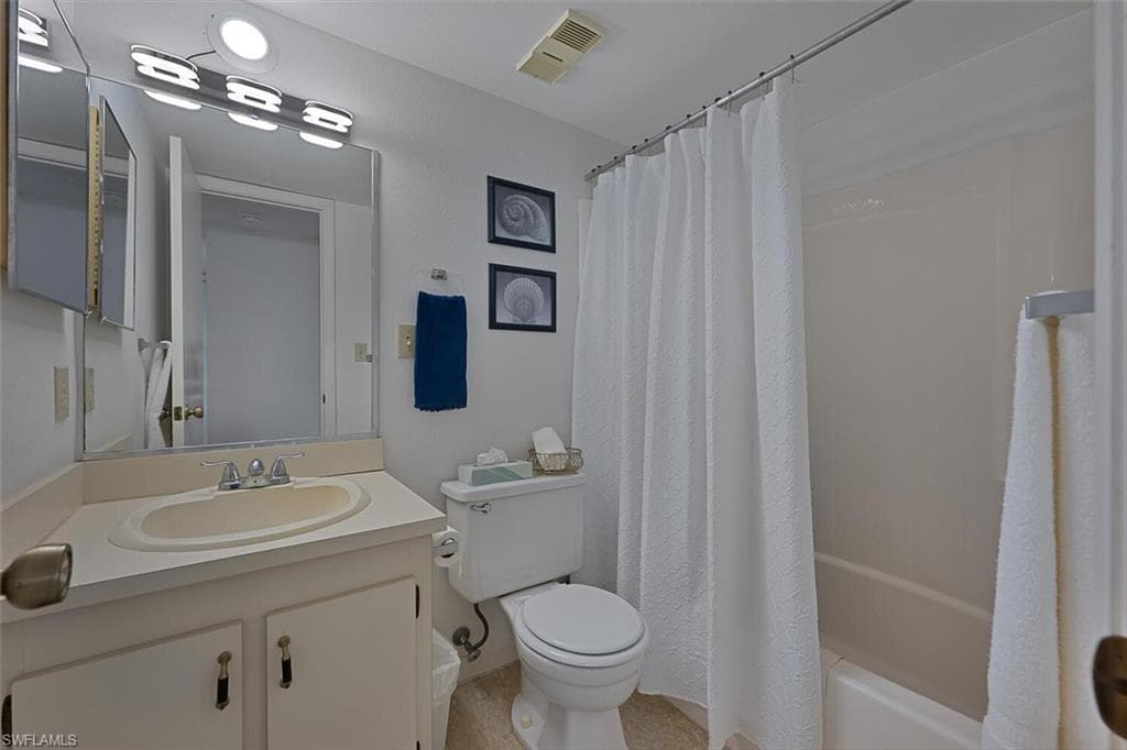4146 27th Ct SW 204, Naples, FL 34116-10