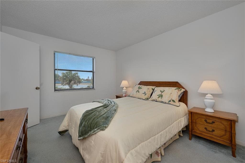 4146 27th Ct SW 204, Naples, FL 34116-7
