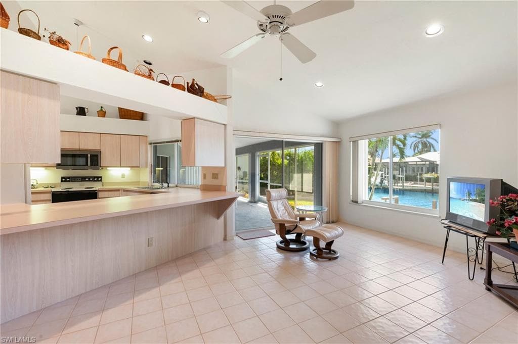 1651 Orleans Ct, Marco Island, Fl 34145-11