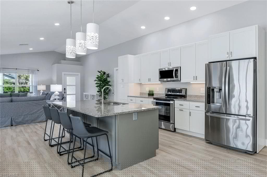 820 102nd Ave N, Naples, FL 34108-12