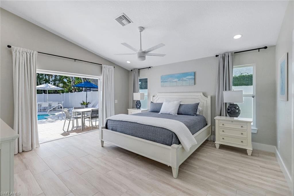 820 102nd Ave N, Naples, FL 34108-16