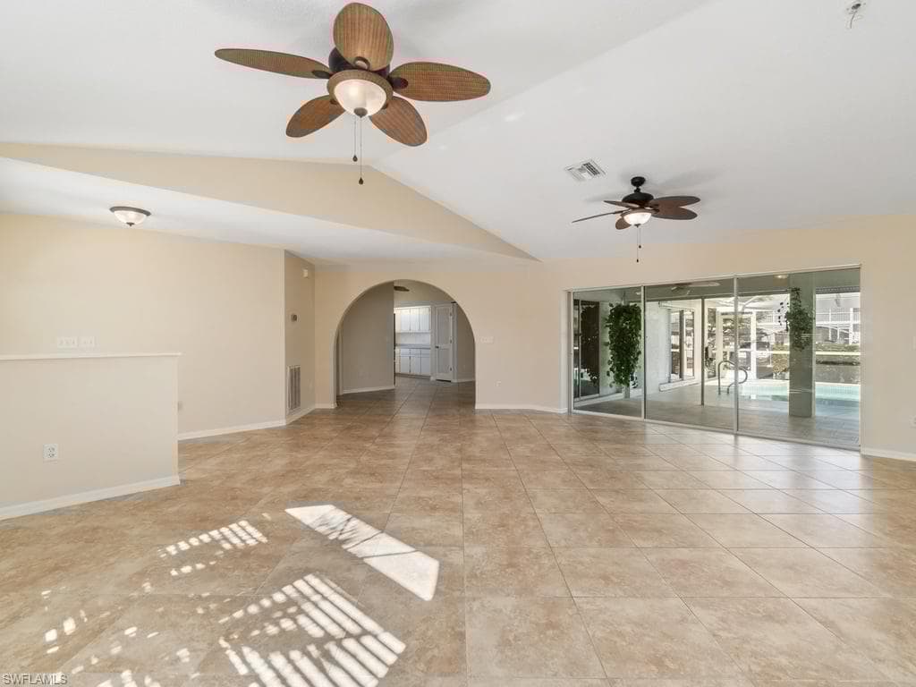 4538 6th Ct, Cape Coral, FL 33904-9