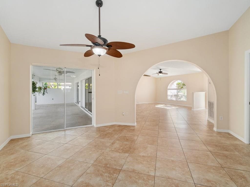 4538 6th Ct, Cape Coral, FL 33904-10