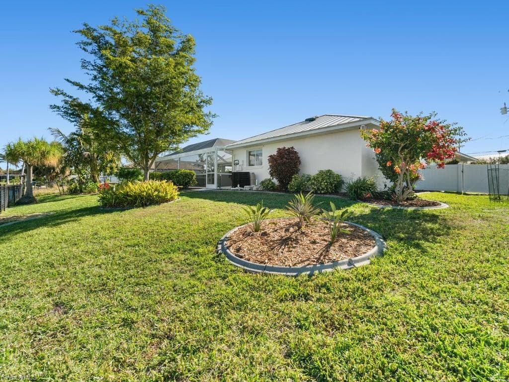 4538 6th Ct, Cape Coral, FL 33904-32