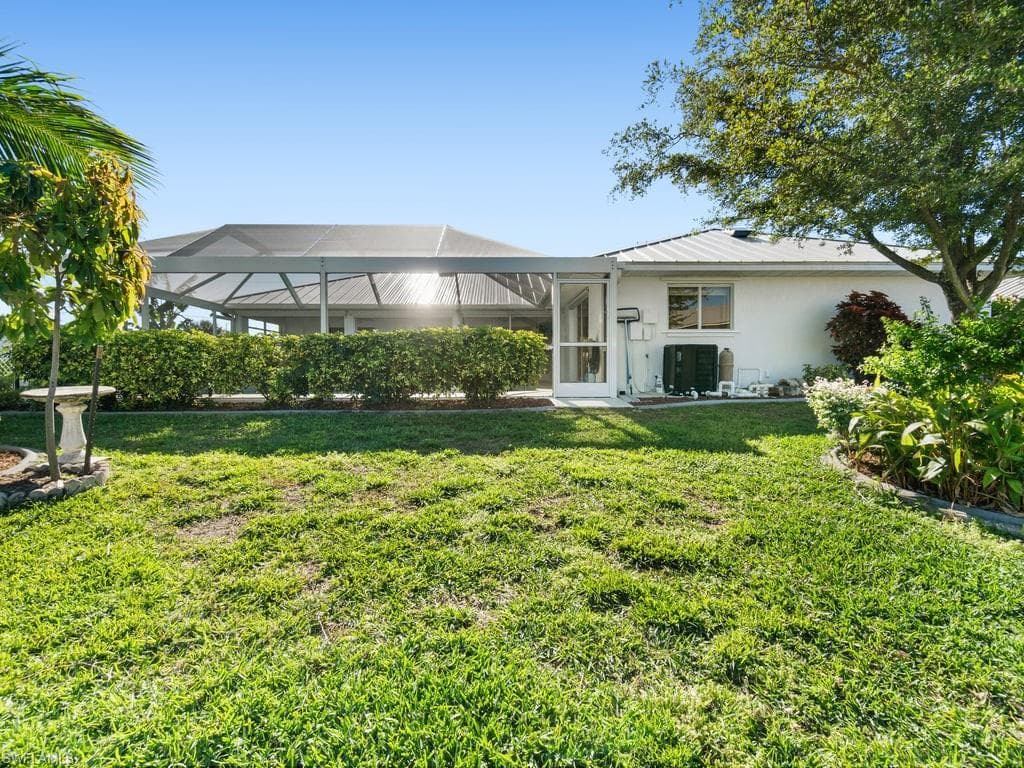 4538 6th Ct, Cape Coral, FL 33904-33