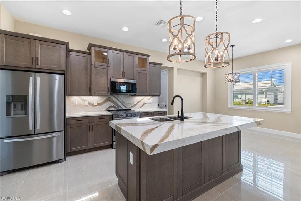 7282 Saona Ct, Naples, FL 34113-5