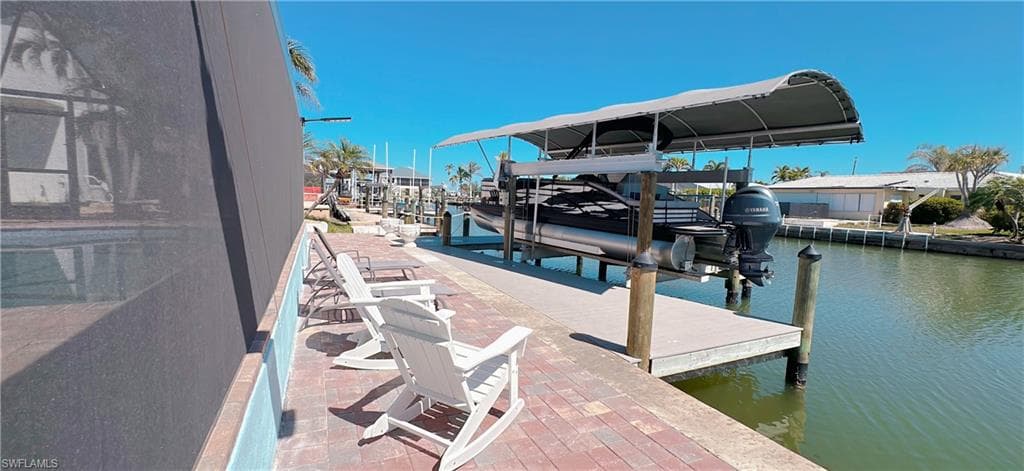 11 Palmview Blvd, Fort Myers Beach, FL 33931-4
