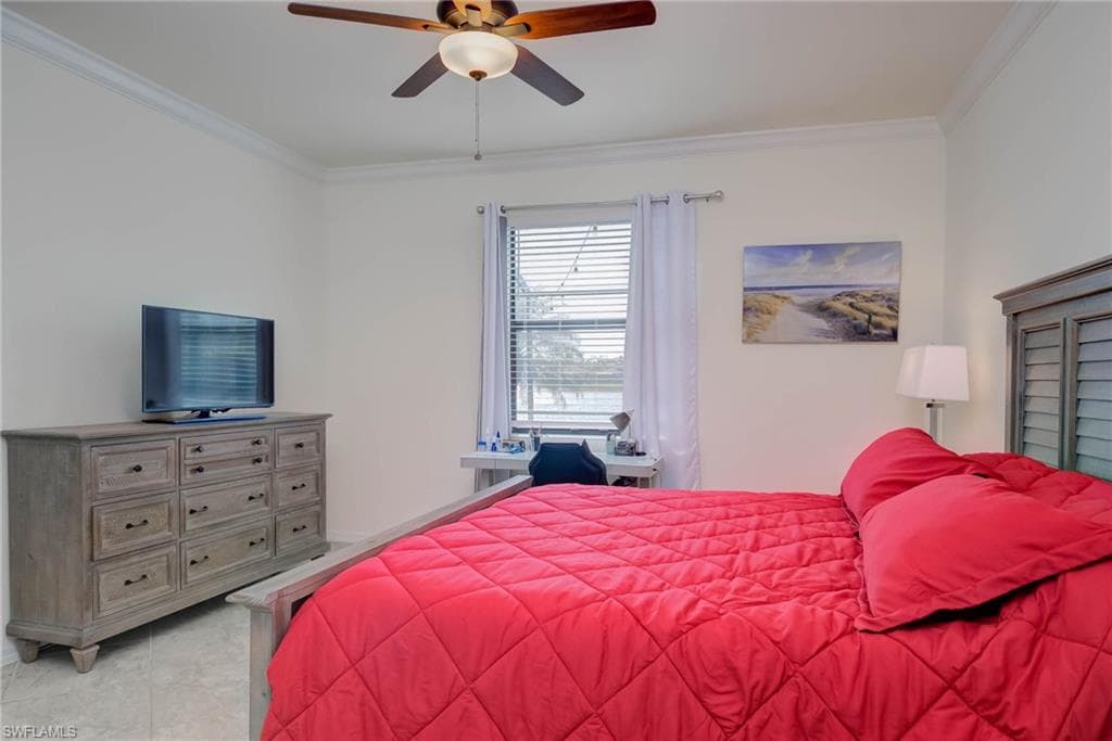 9384 Glenforest Dr, Naples, FL 34120-15