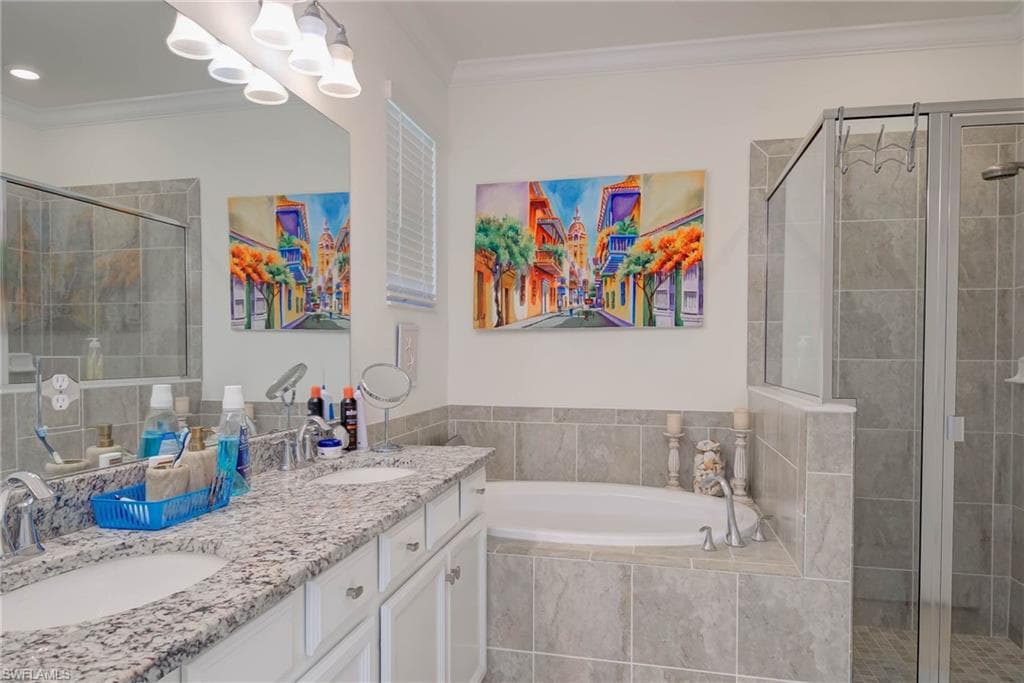 9384 Glenforest Dr, Naples, FL 34120-16