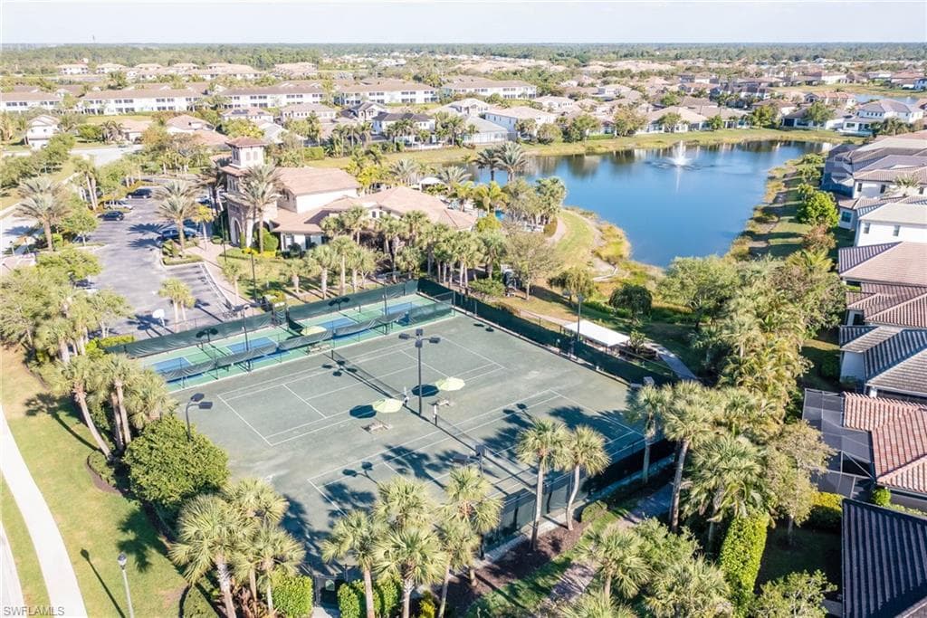 9384 Glenforest Dr, Naples, FL 34120-35