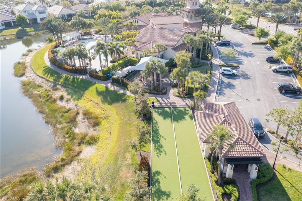 9384 Glenforest Dr, Naples, FL 34120-37